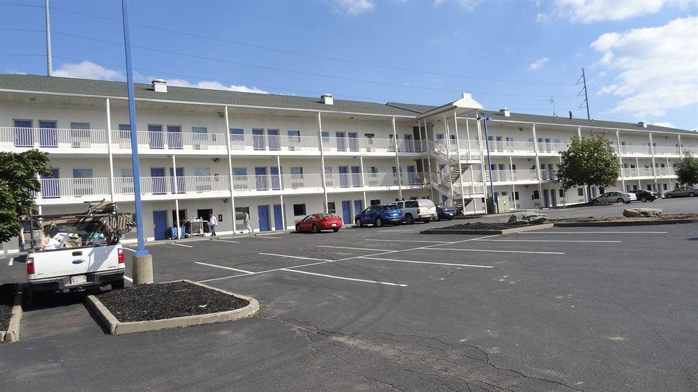 Motel 6 Pittsburgh Cranberry Mars Exterior photo