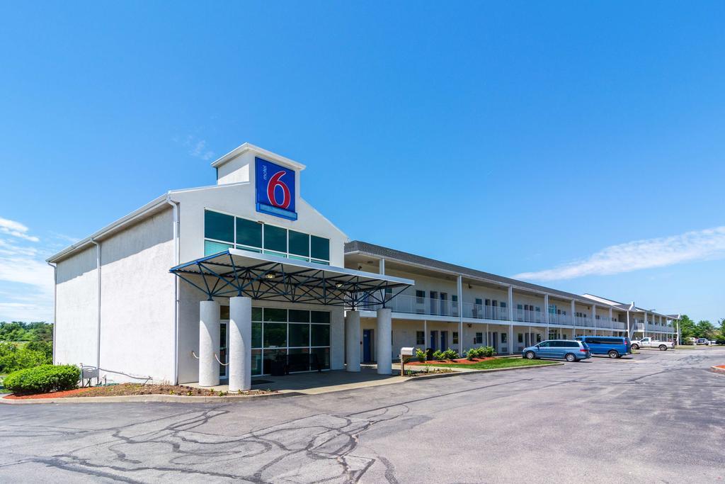 Motel 6 Pittsburgh Cranberry Mars Exterior photo