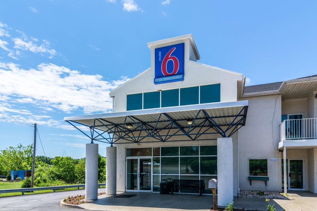 Motel 6 Pittsburgh Cranberry Mars Exterior photo