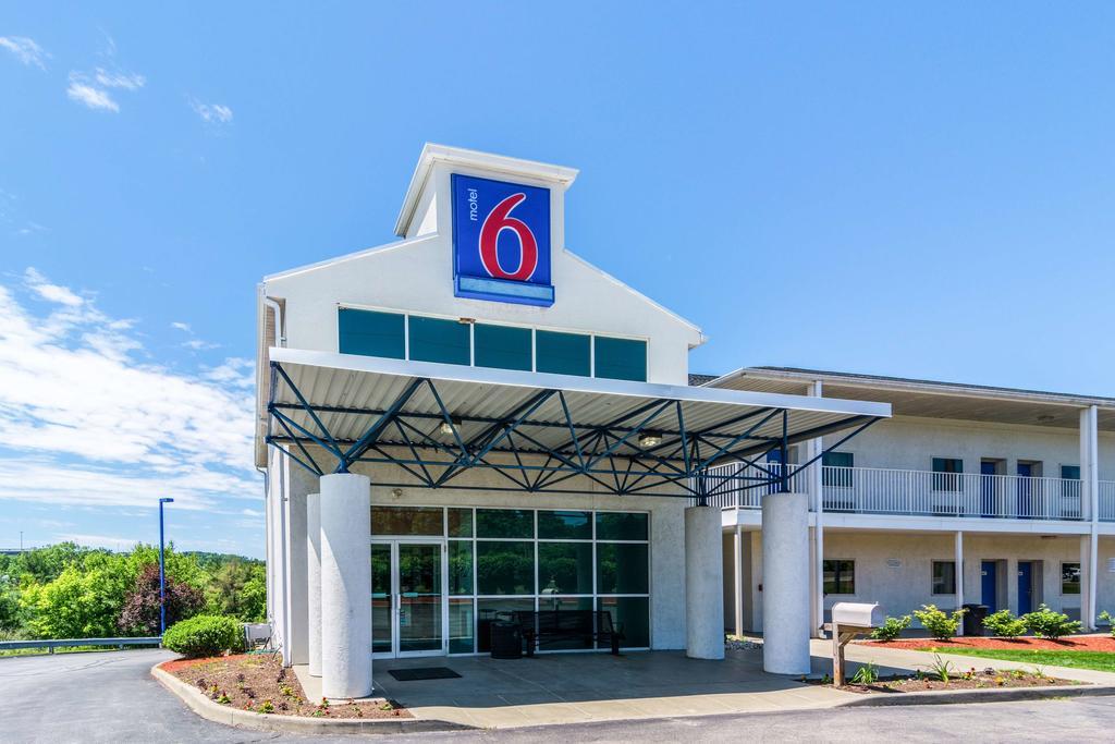 Motel 6 Pittsburgh Cranberry Mars Exterior photo